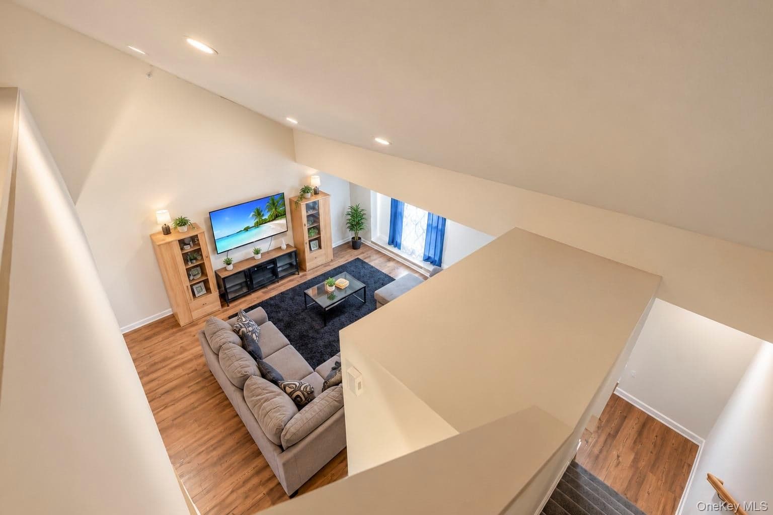 178 Ashley Court thumbnail 9