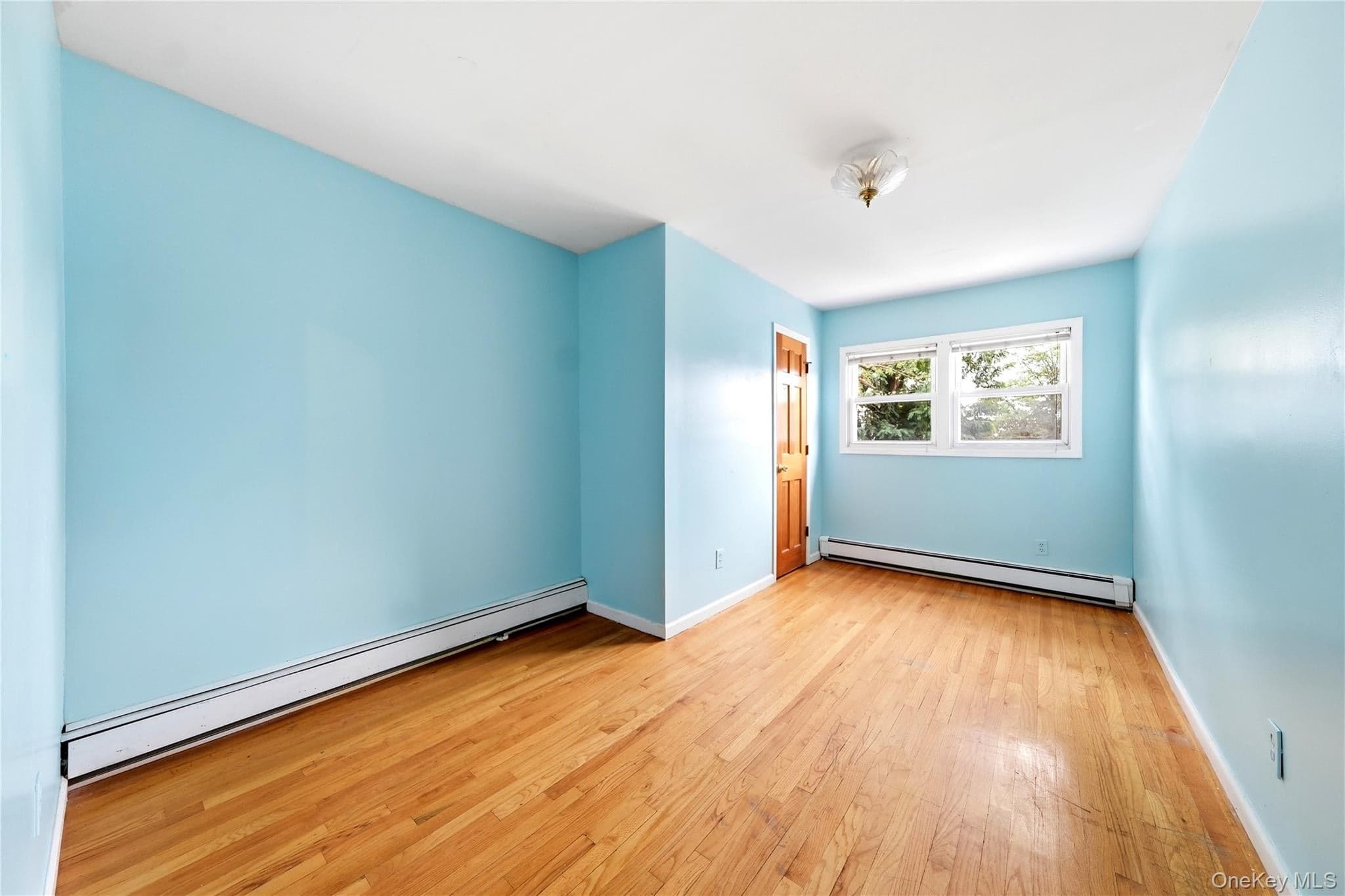 105 N Corona Avenue thumbnail 34
