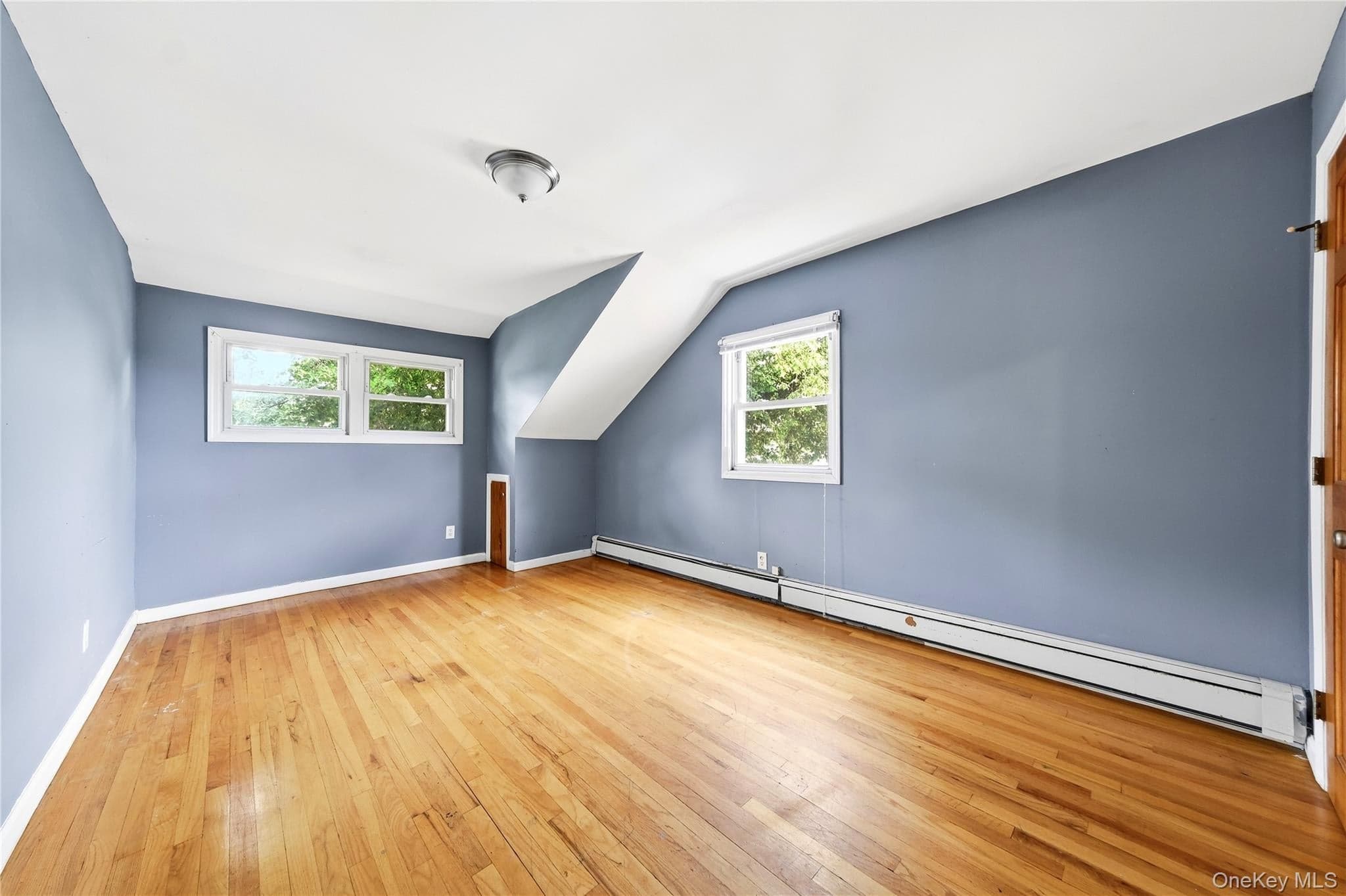 105 N Corona Avenue thumbnail 32