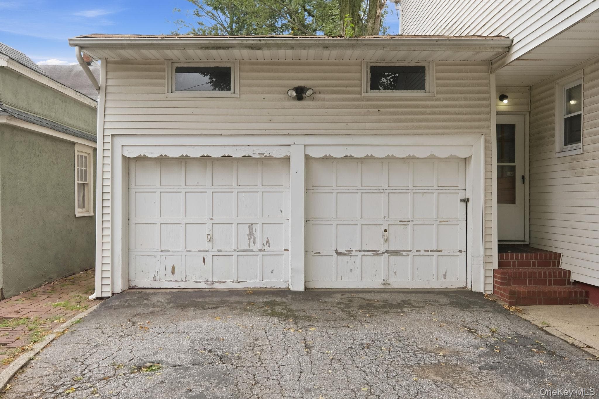 105 N Corona Avenue thumbnail 43