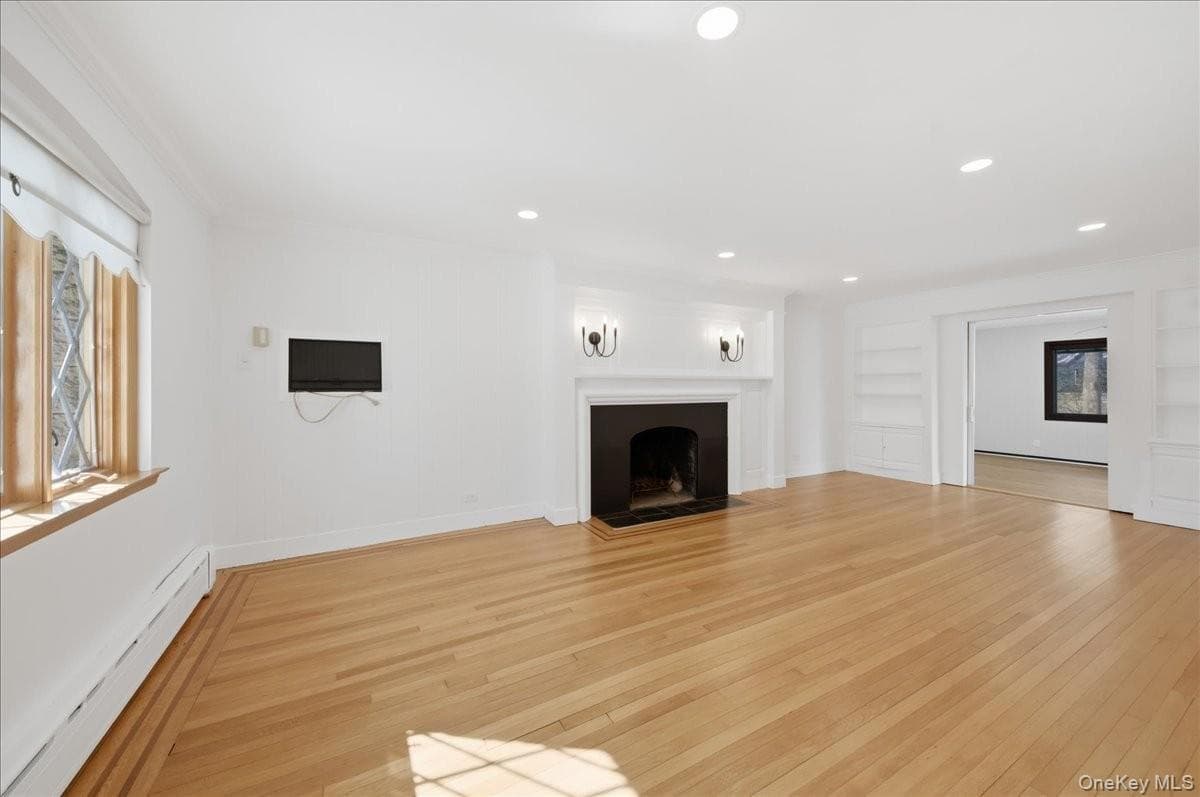 54 Vernon Parkway thumbnail 2