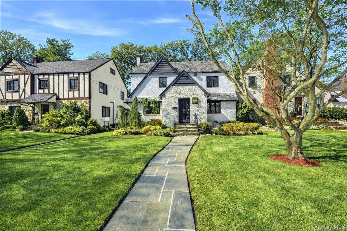 54 Vernon Parkway thumbnail 13