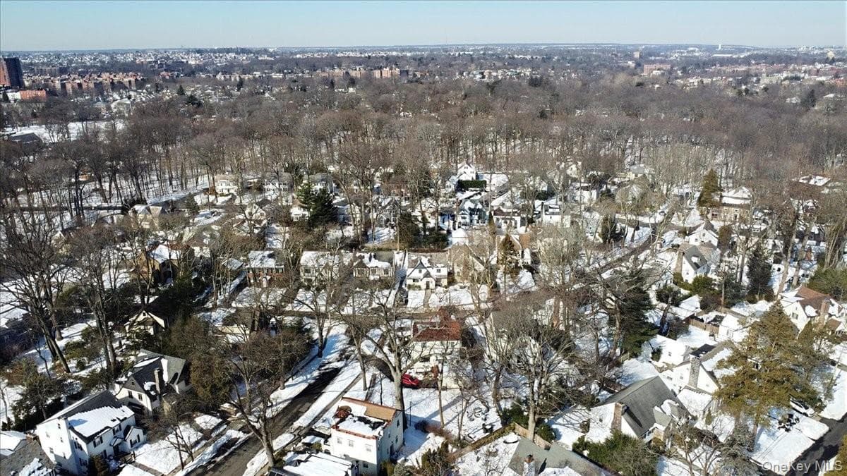 54 Vernon Parkway thumbnail 37