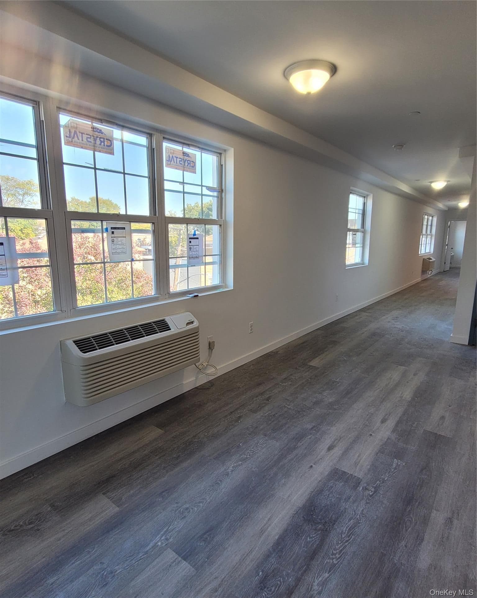 3550 Laconia Avenue thumbnail 13