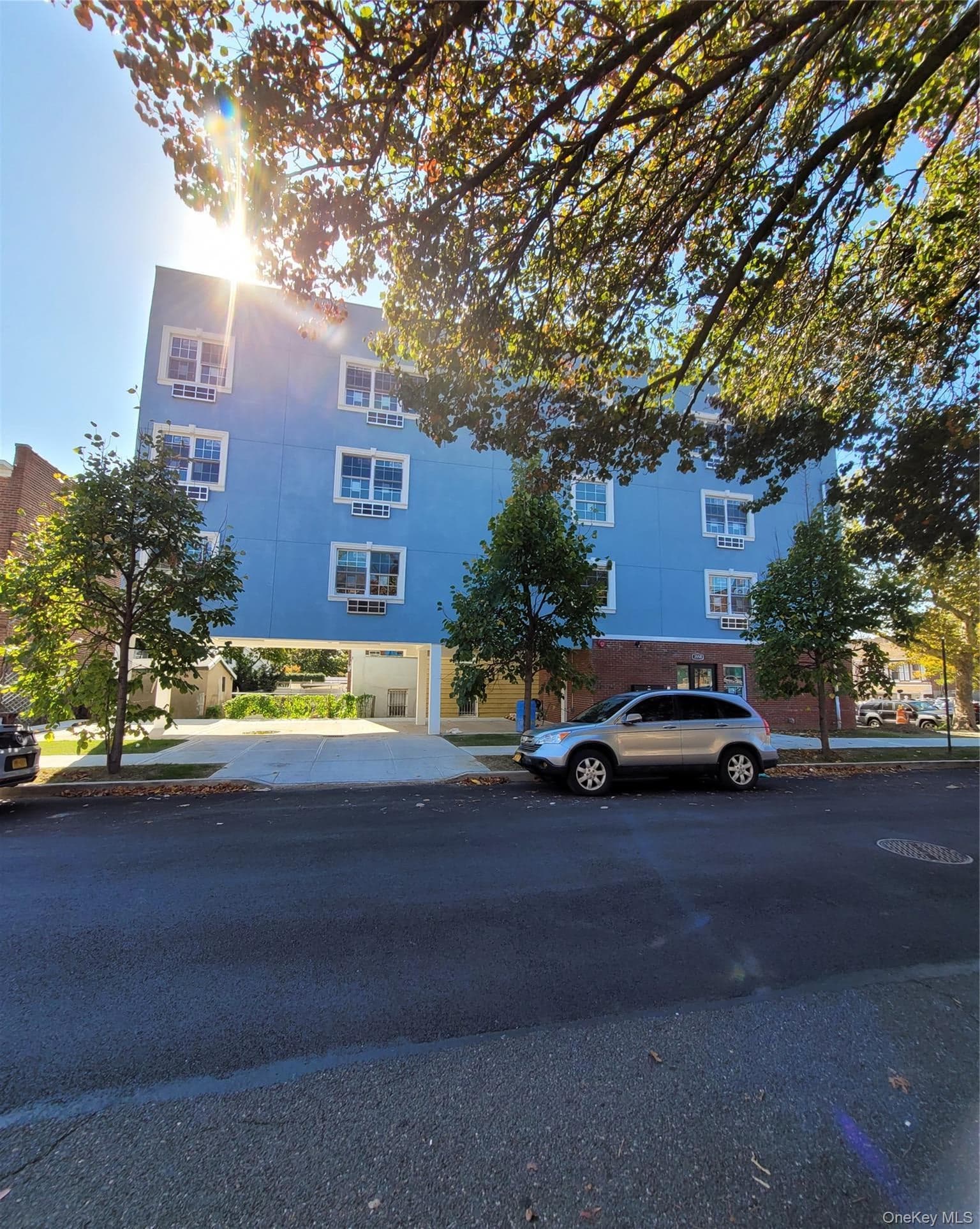 3550 Laconia Avenue thumbnail 4