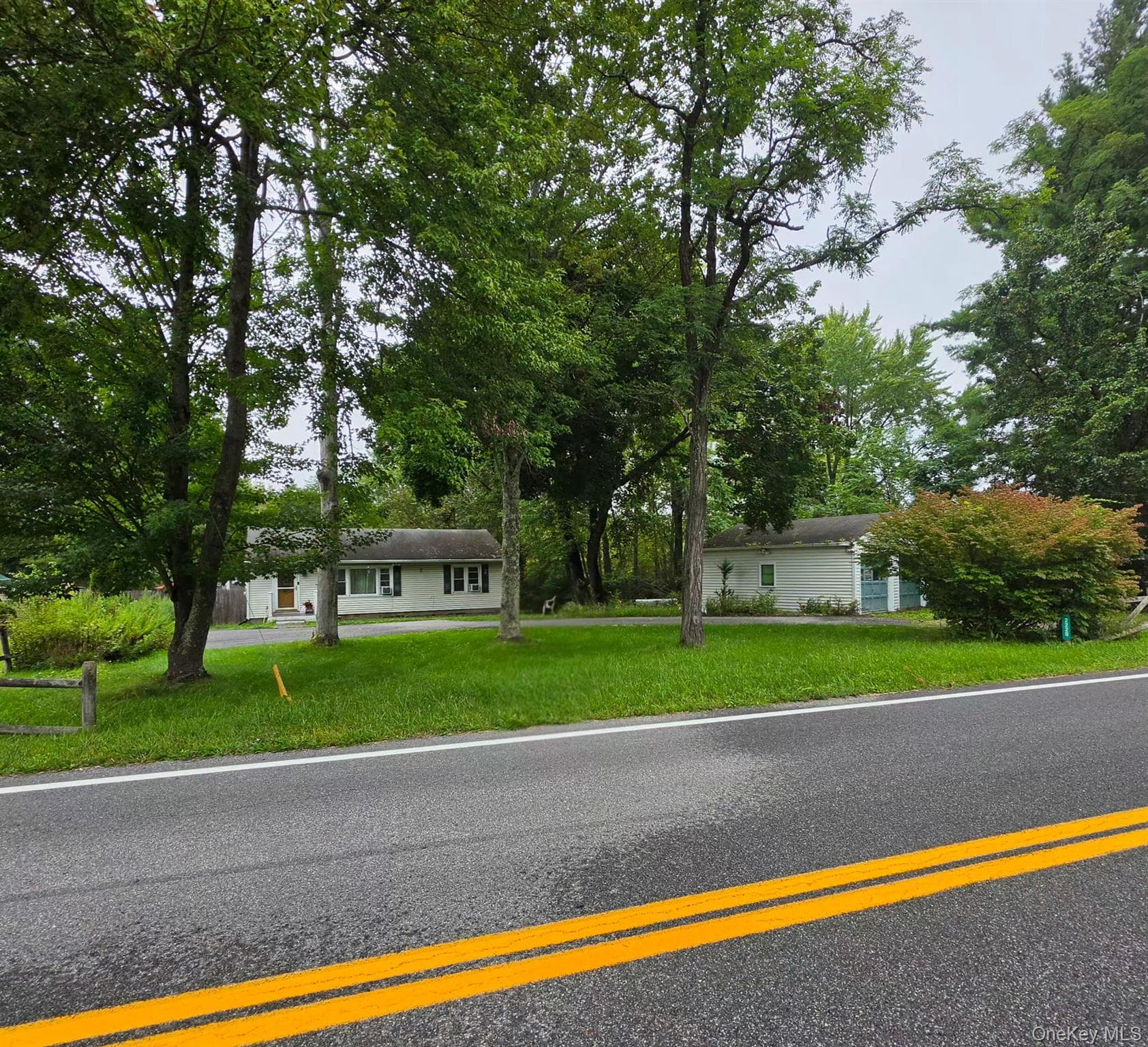 2220 Bruynswick Road thumbnail 2