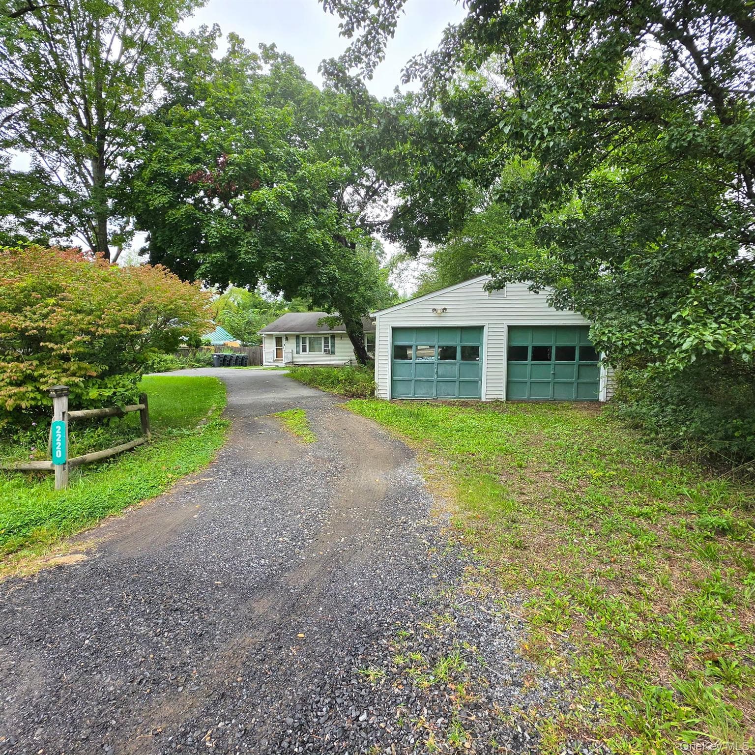 2220 Bruynswick Road thumbnail 3