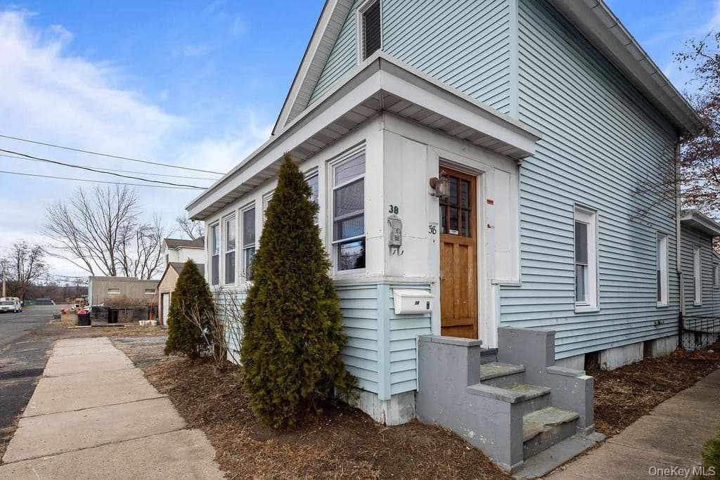 38 Cosgrove Avenue thumbnail 2