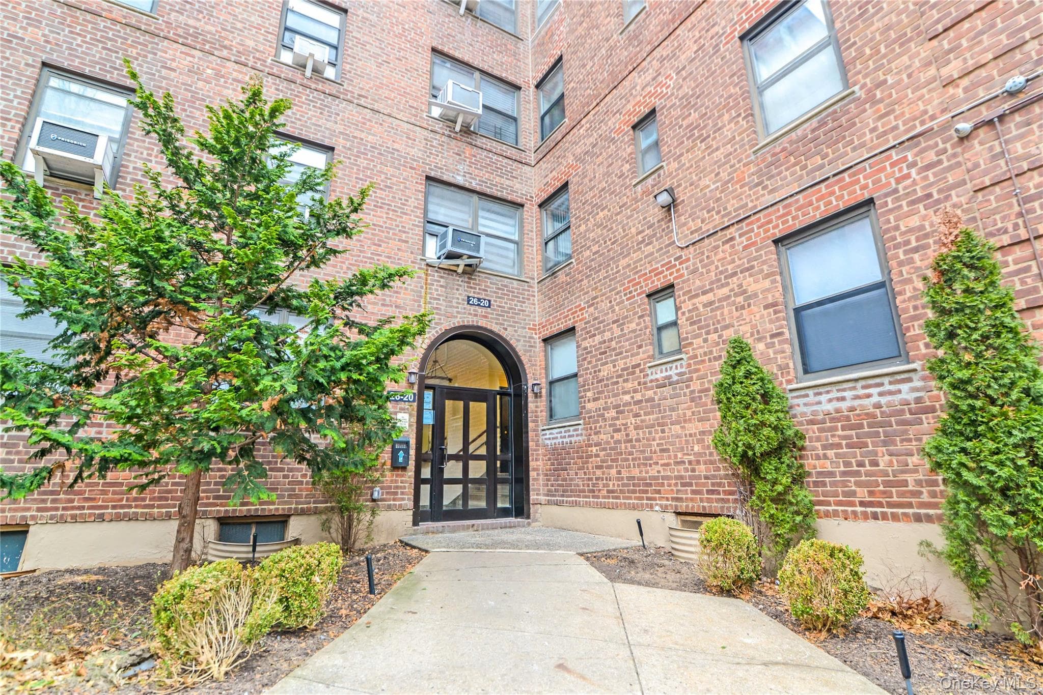 26-20 141st Street Unit: 2G thumbnail 2