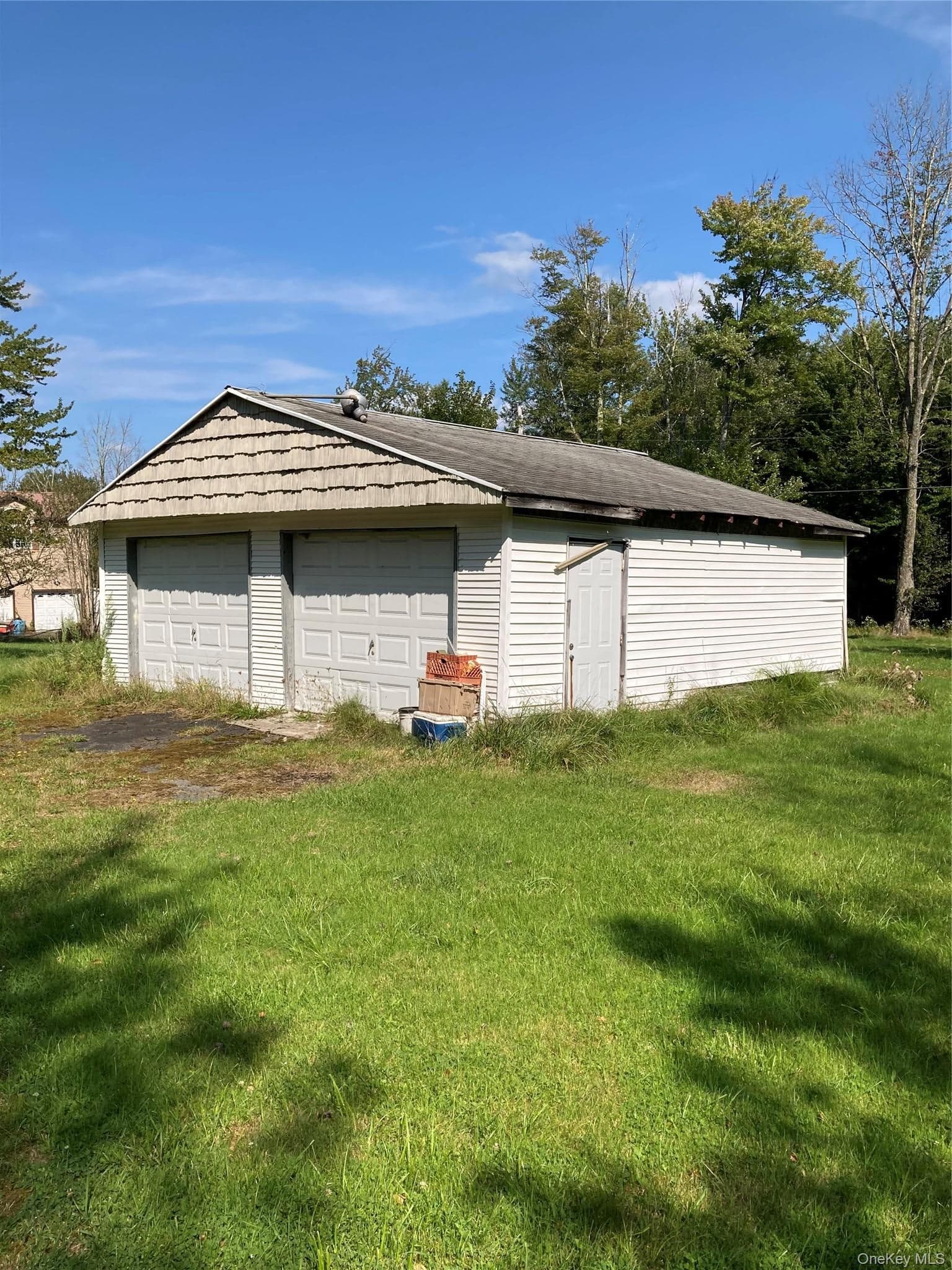 699 Budd Road thumbnail 24