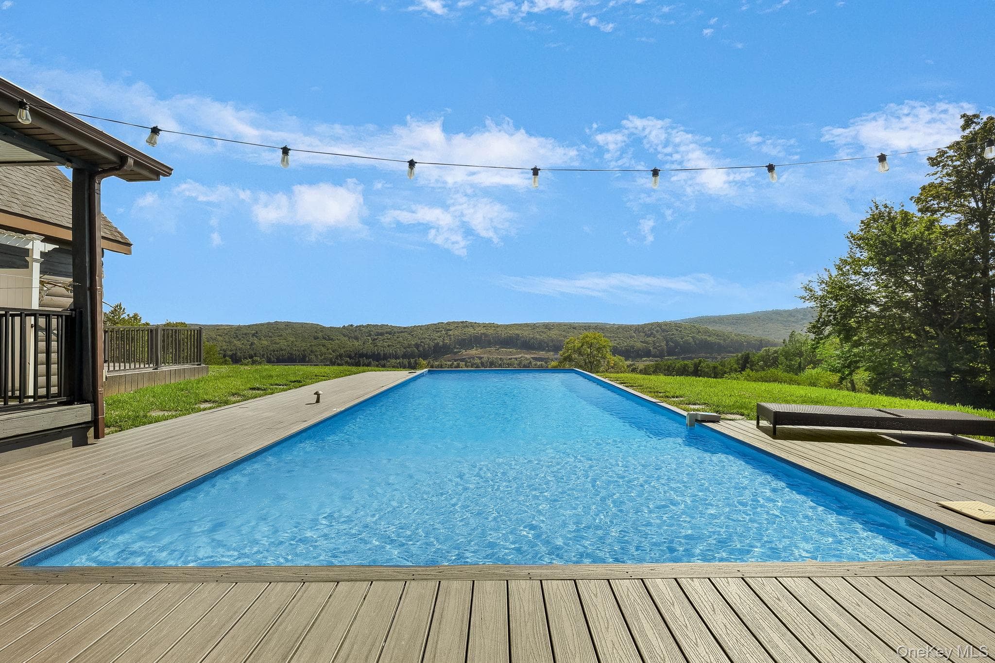 103 Breezy Hill Road Unit: 1 photo 1
