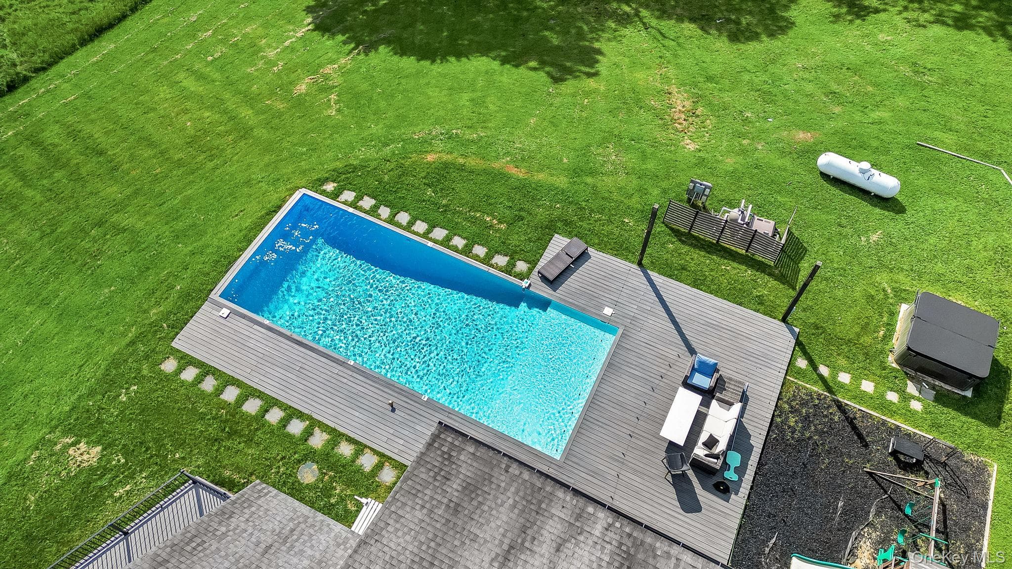 103 Breezy Hill Road Unit: 1 thumbnail 6