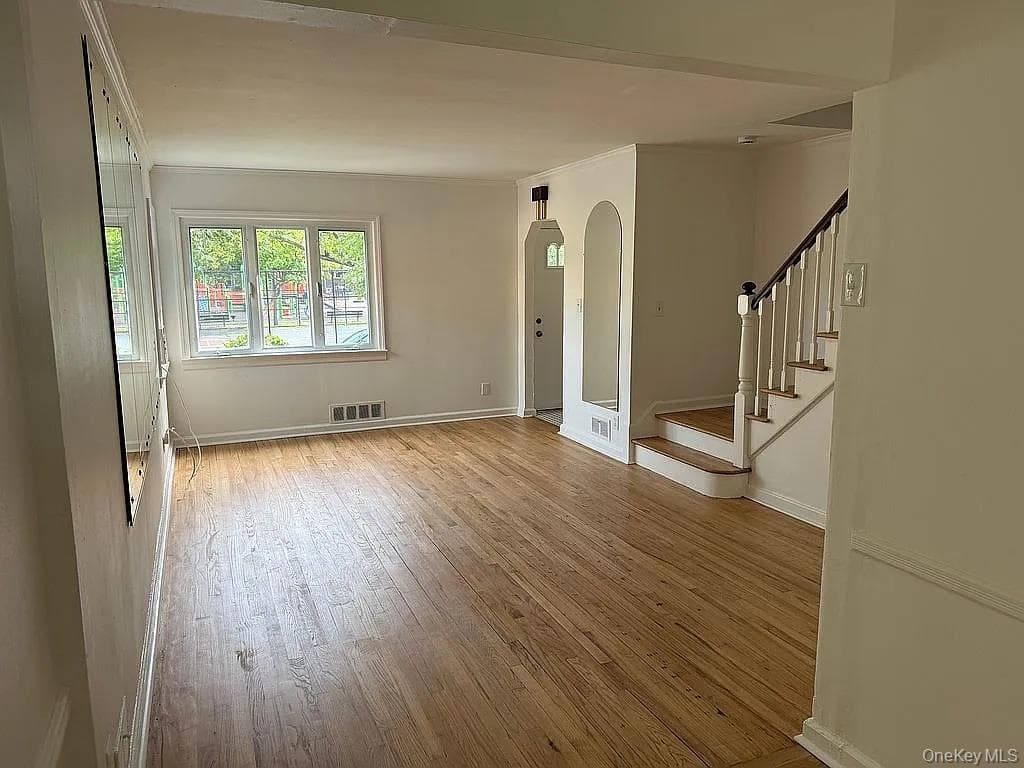152-61 11th Avenue thumbnail 4