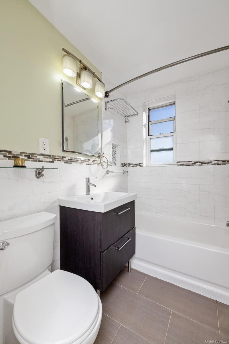 67-10 108th Street Unit: 4A thumbnail 6