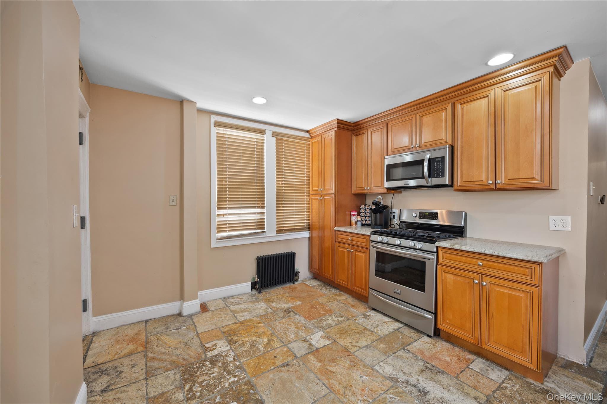 2328 Williamsbridge Road thumbnail 16