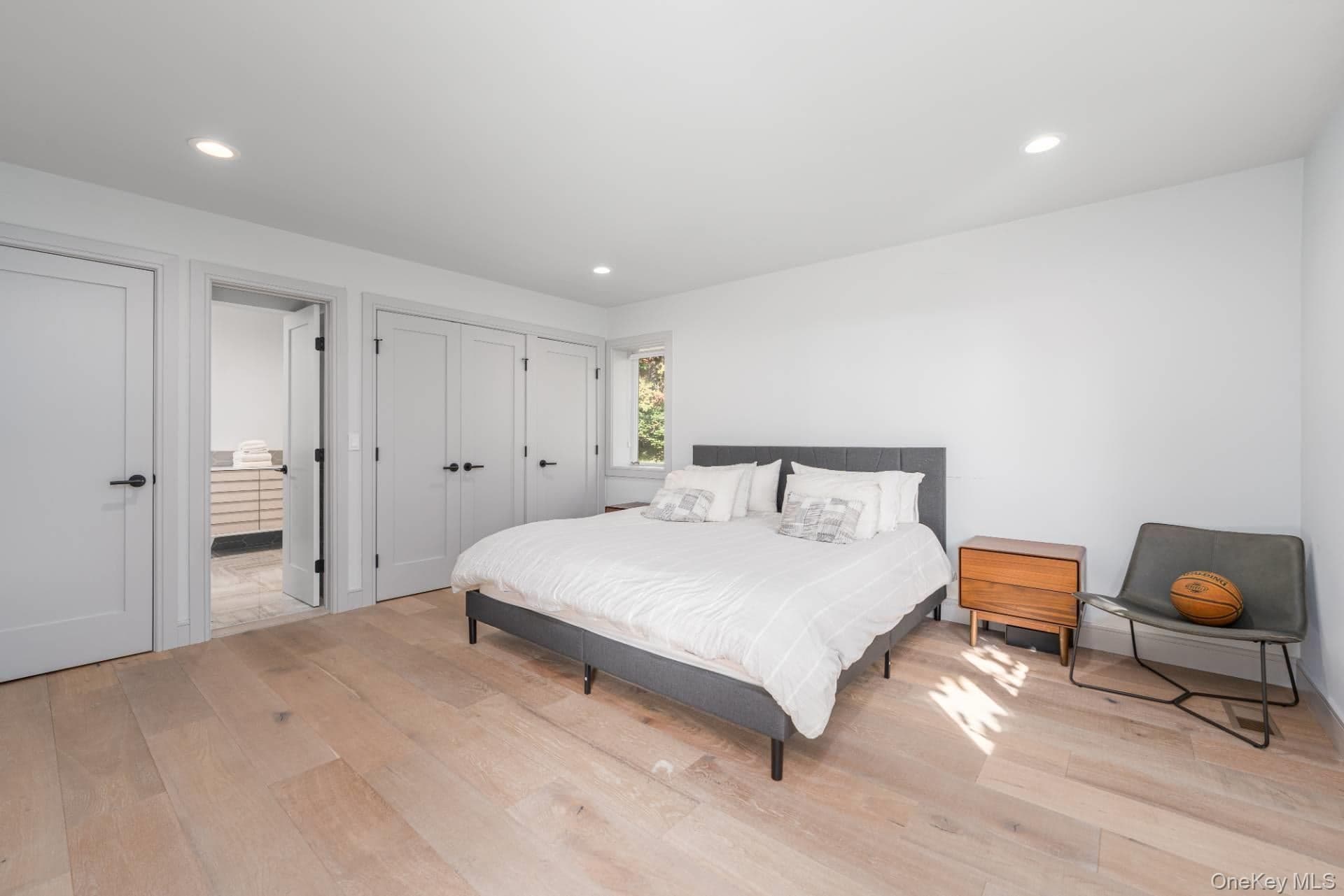 1350 W Cove Road thumbnail 41