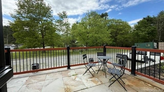 6 Beaver Brook Road thumbnail 17