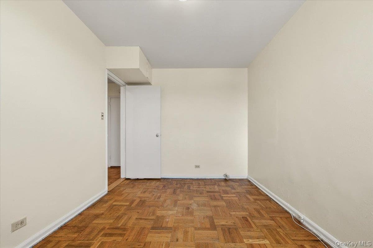 80 Knolls Crescent Unit: 6B thumbnail 7