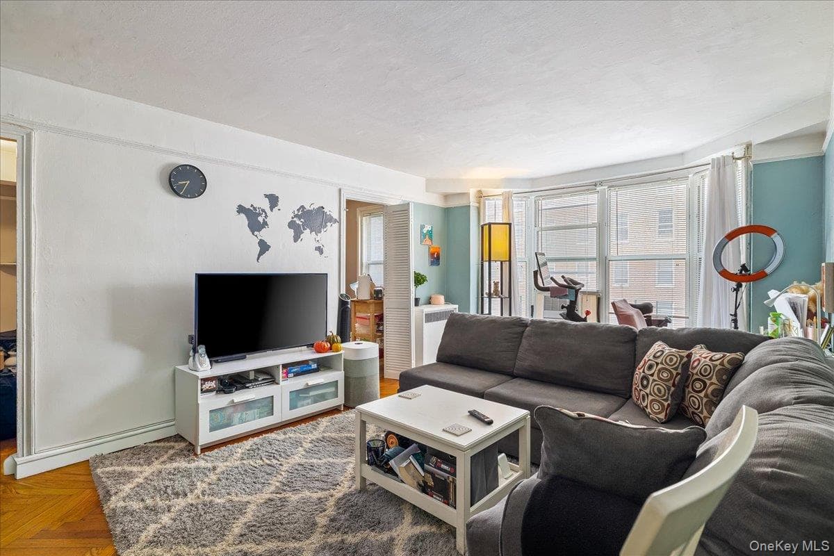 181 73rd Street Unit: 446 thumbnail 4