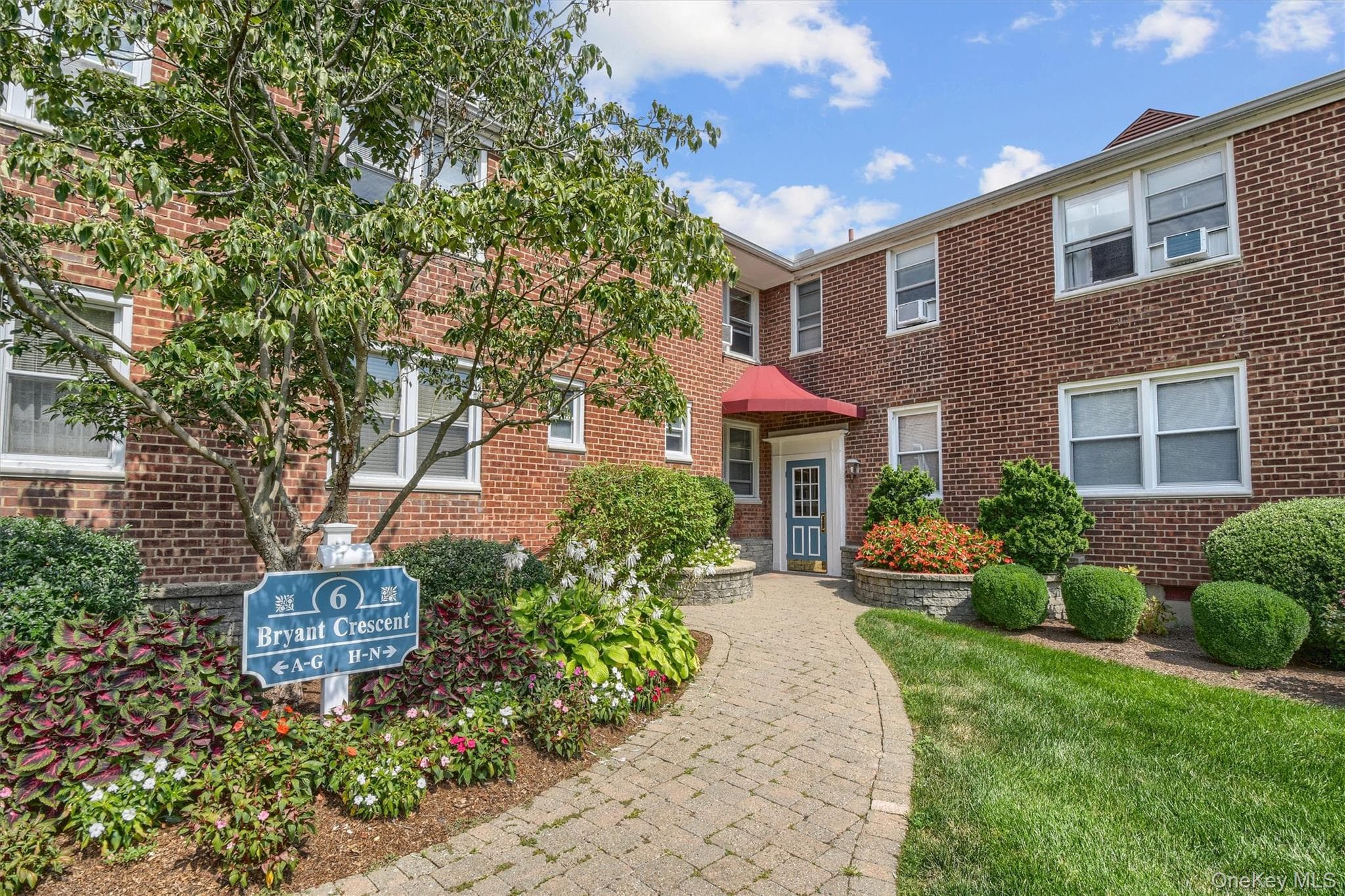 6 Bryant Crescent Unit: 1H thumbnail 5