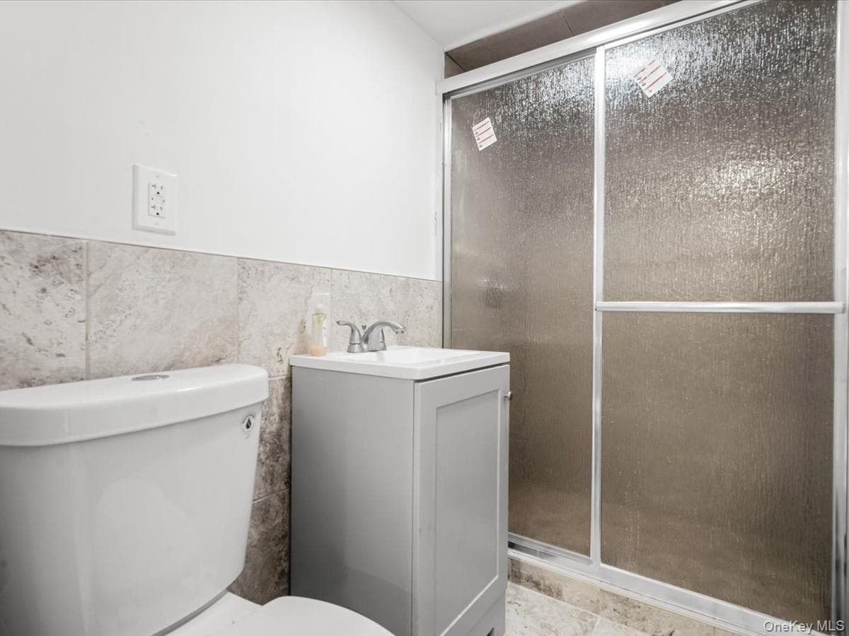 596 Terrace Place thumbnail 20