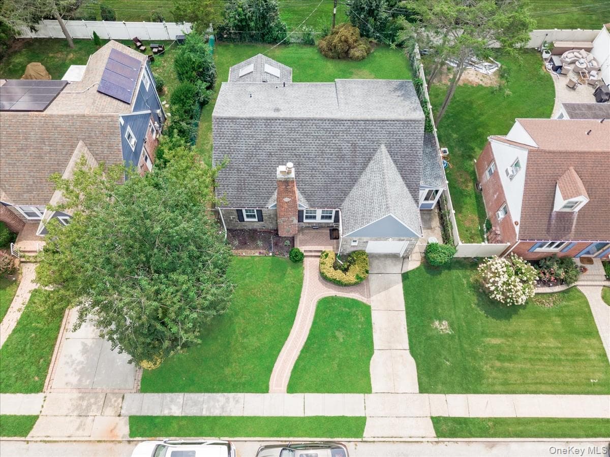 596 Terrace Place thumbnail 25