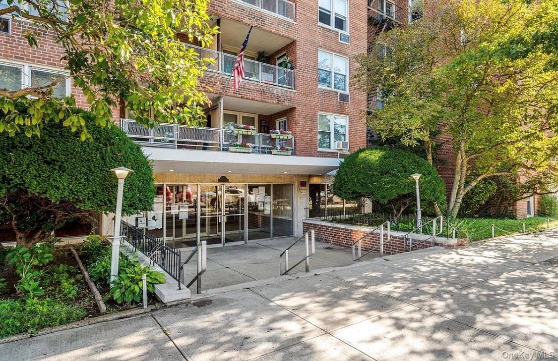 60-11 Broadway Unit: 3L thumbnail 22