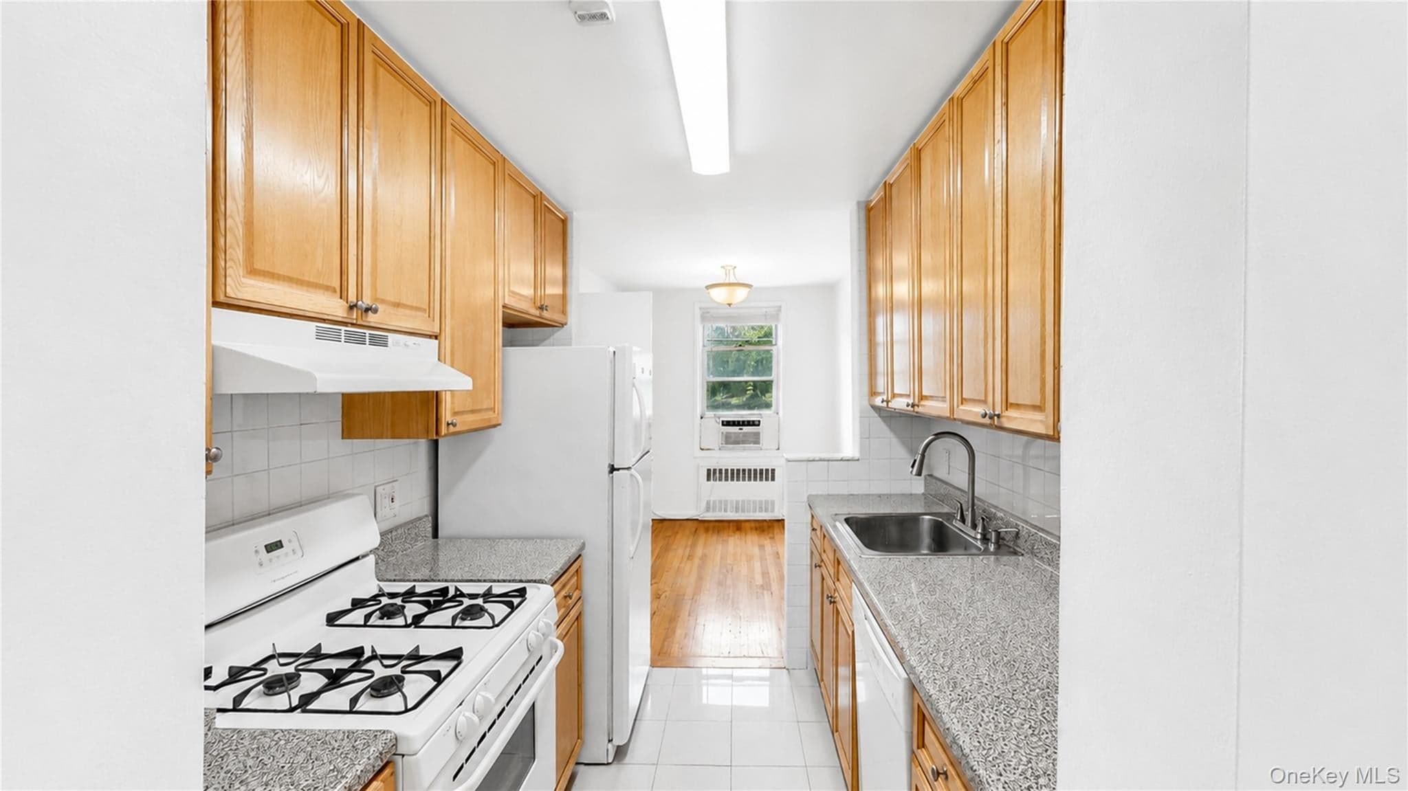 60-11 Broadway Unit: 3L thumbnail 3