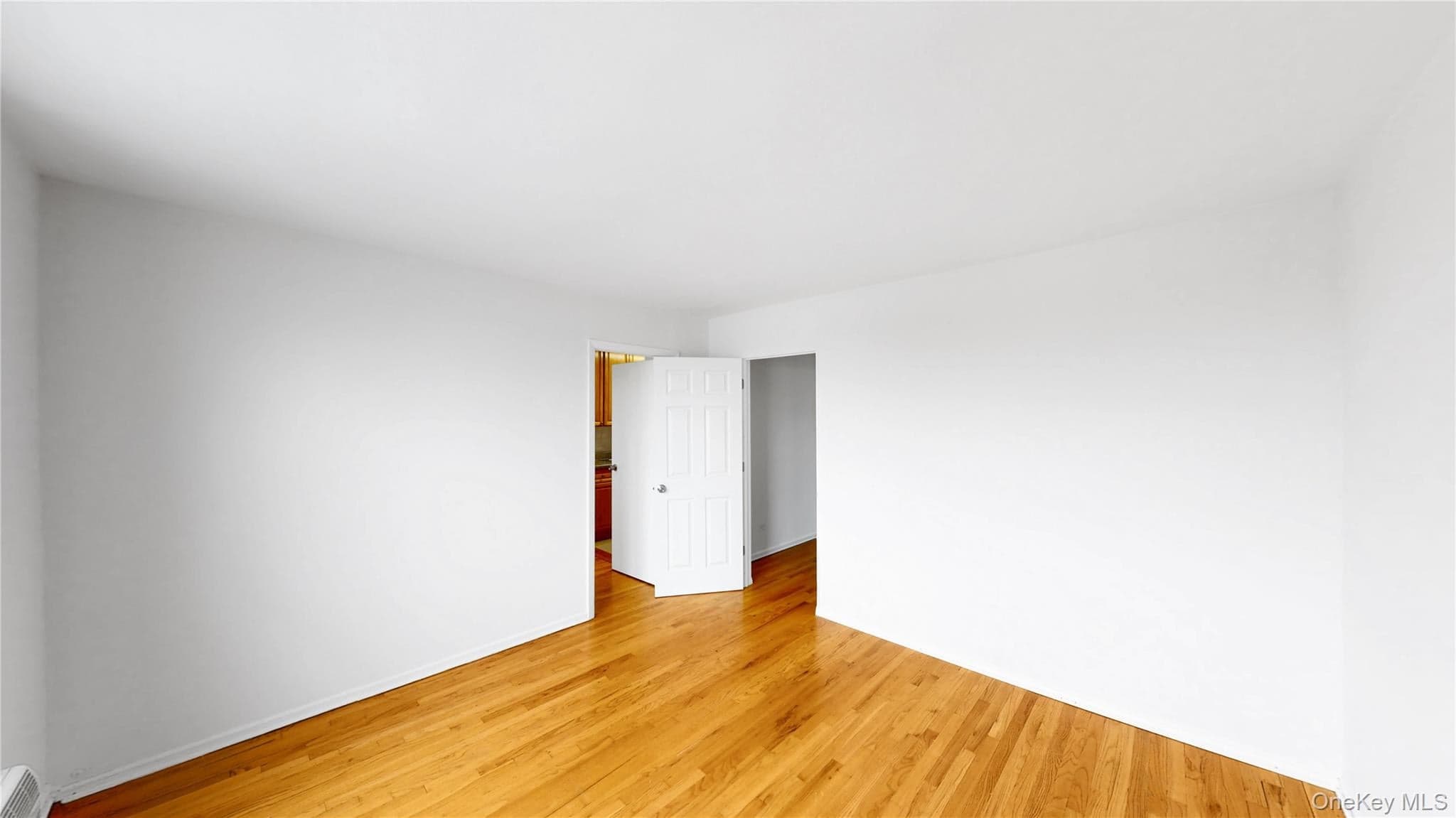 60-11 Broadway Unit: 3L thumbnail 8