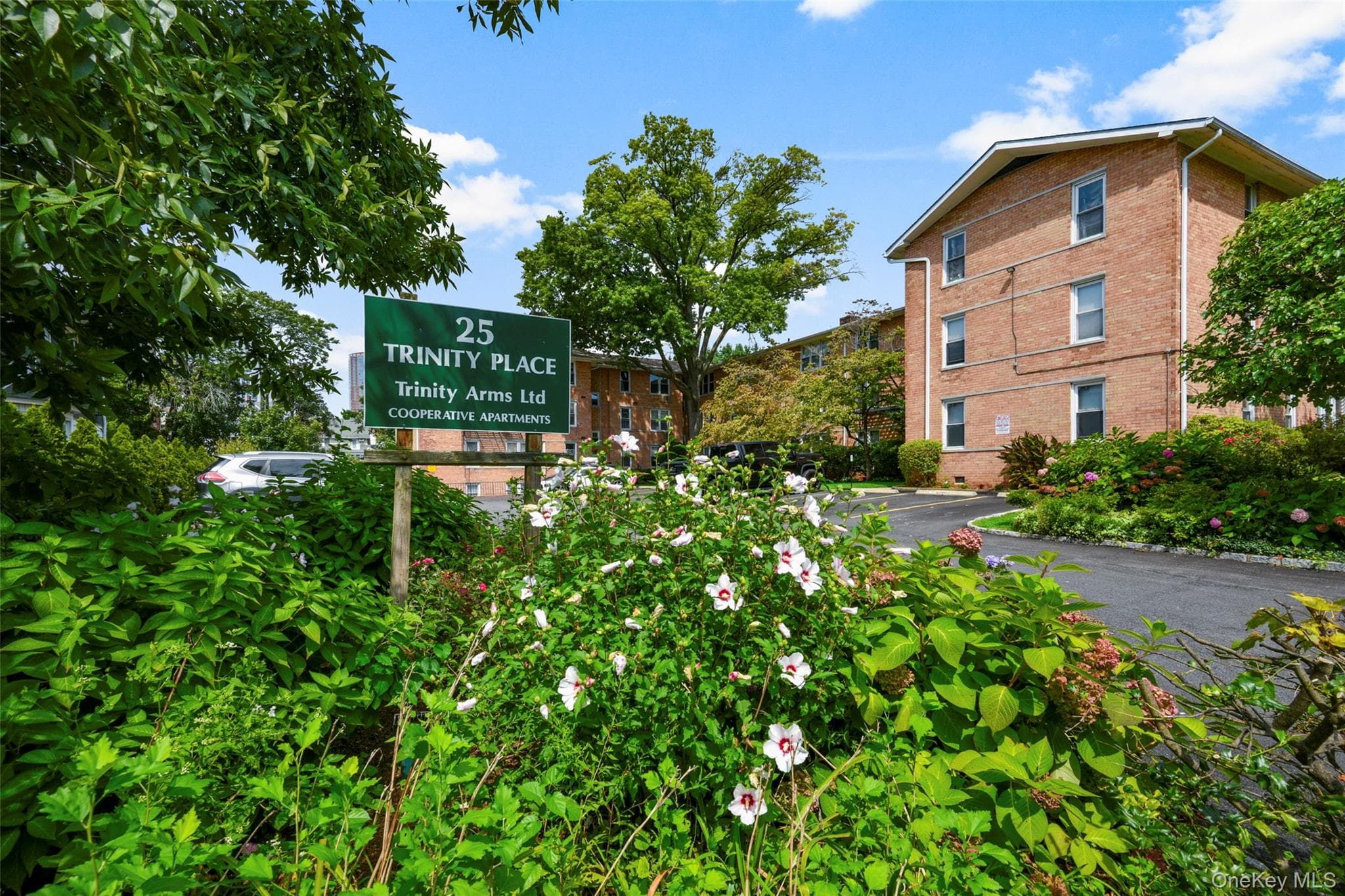 25 Trinity Place Unit: 3K, New Rochelle