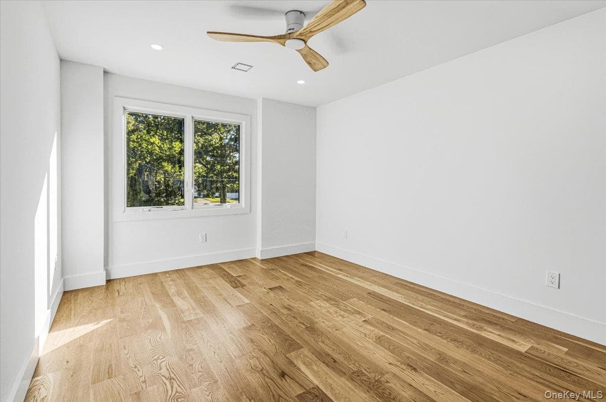 448 Coolidge Street thumbnail 26