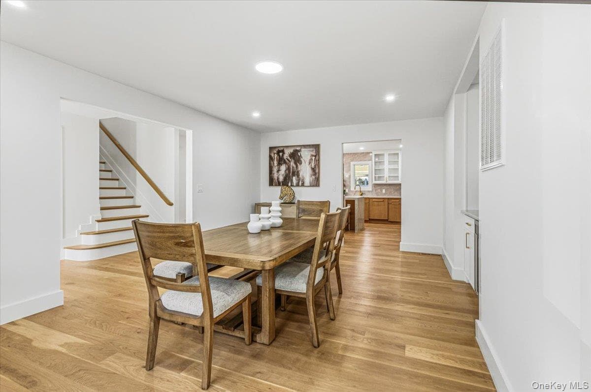 448 Coolidge Street thumbnail 17
