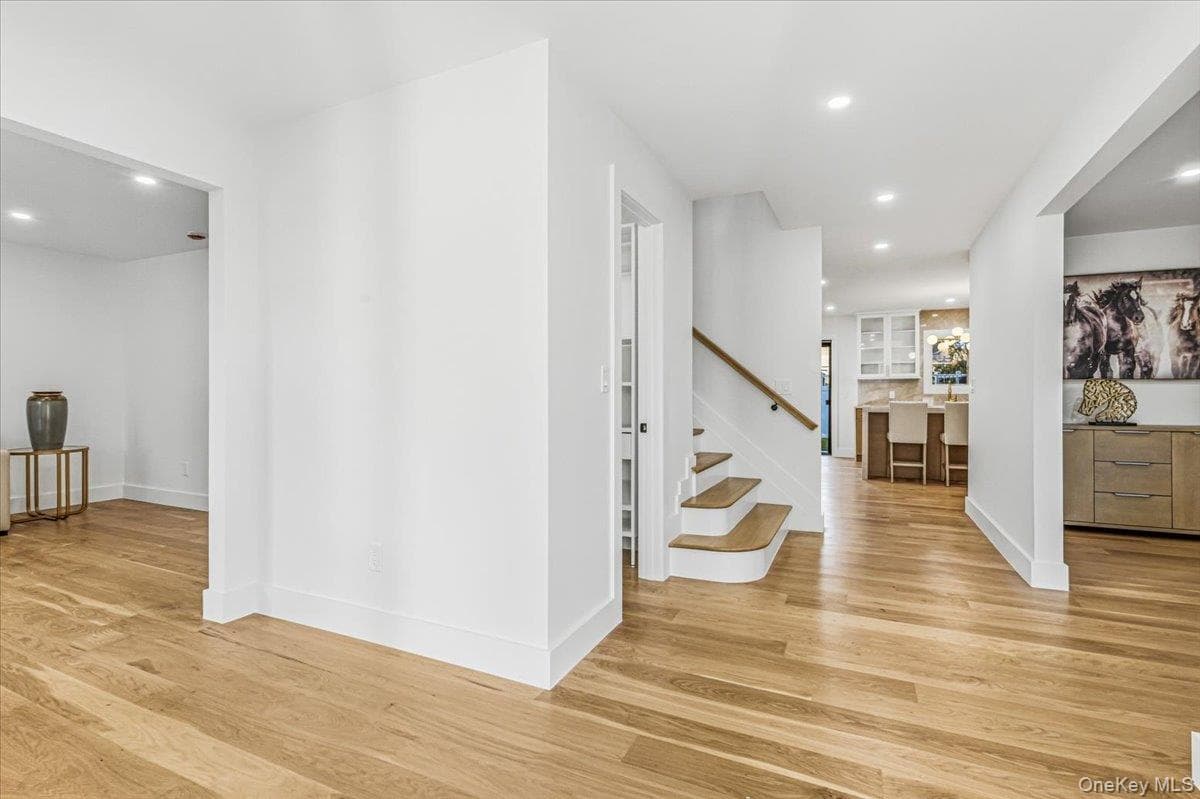 448 Coolidge Street thumbnail 5