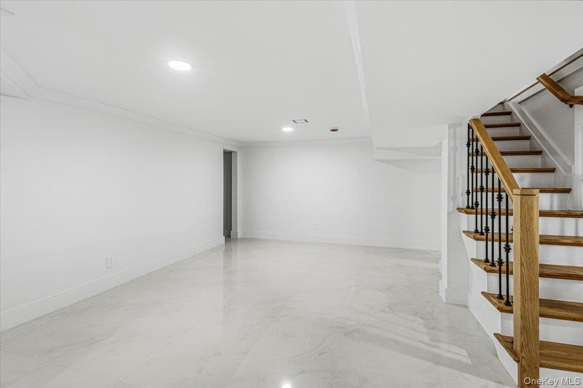 448 Coolidge Street thumbnail 39