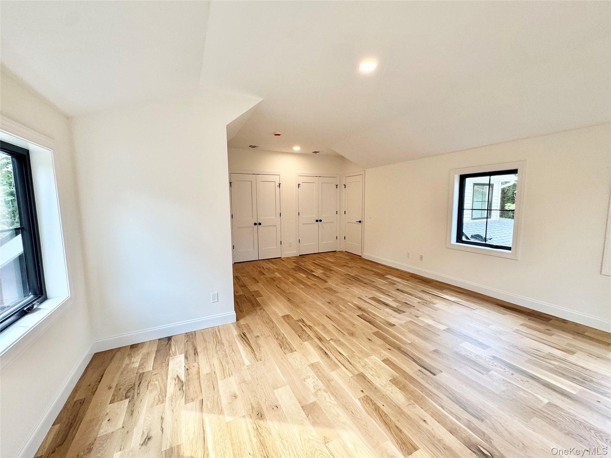 18 Dayton Avenue thumbnail 33