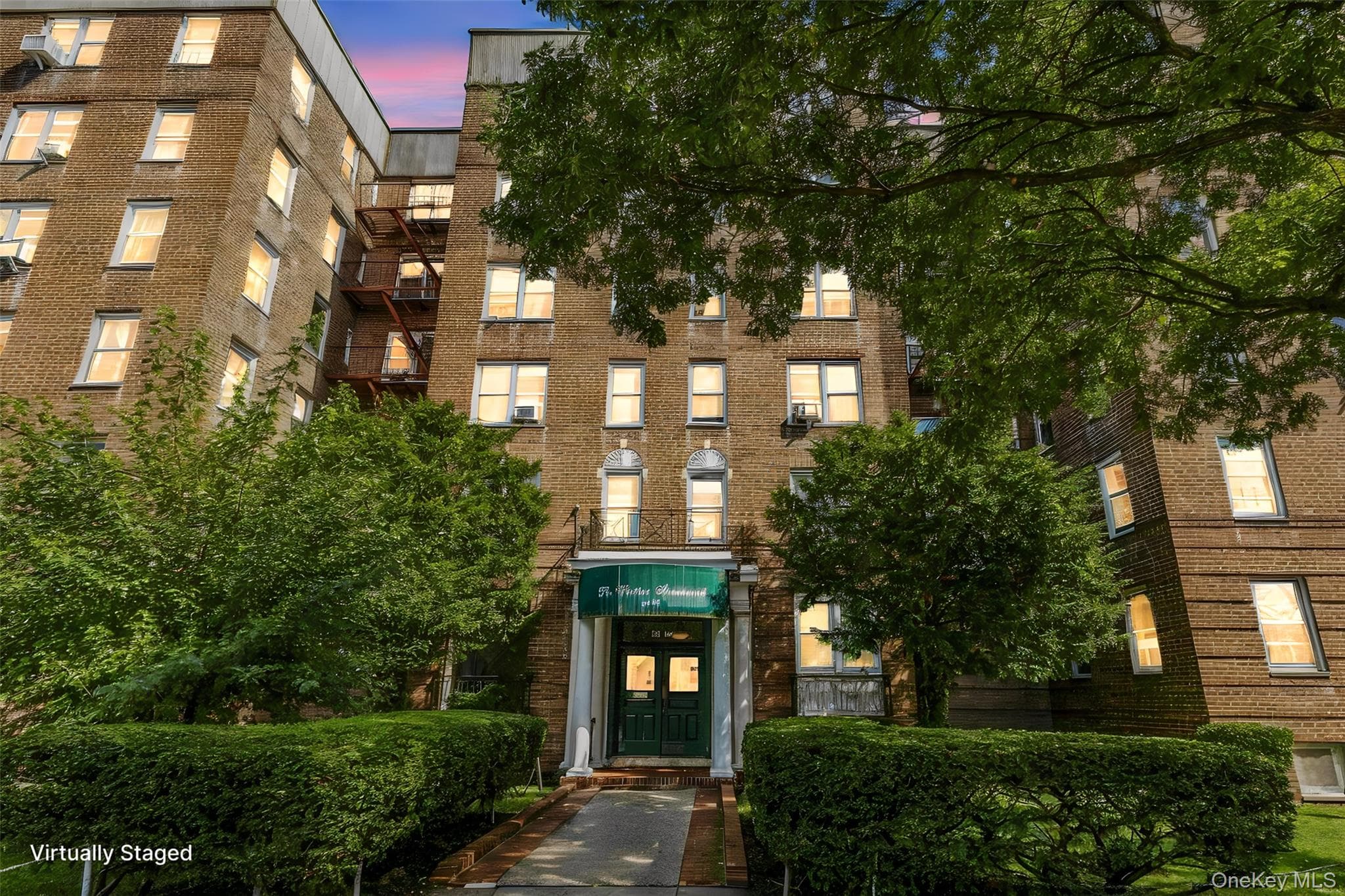 84-55 Daniels Street Unit: 2K, Briarwood