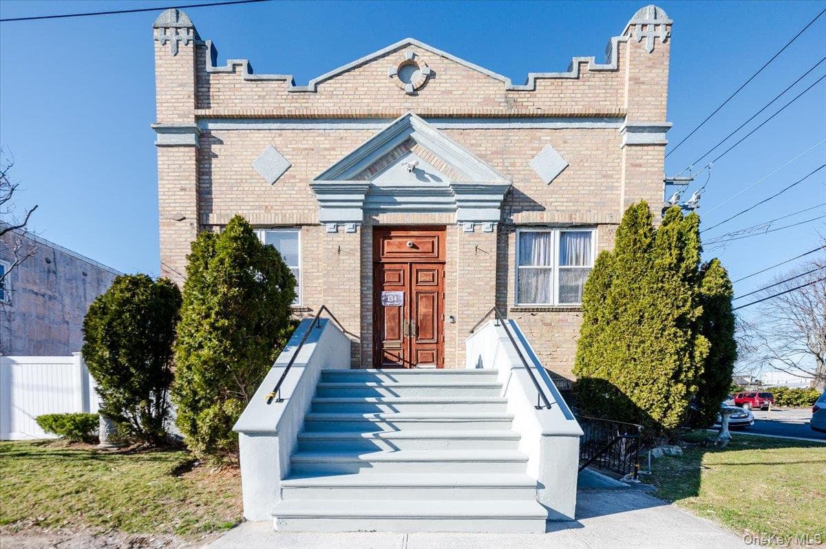 134 Jefferson ST, Inwood