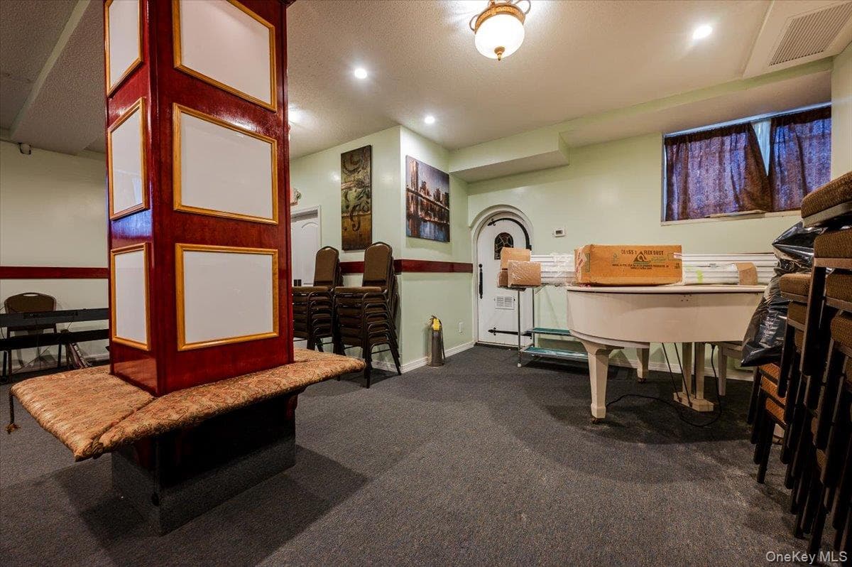 134 Jefferson ST thumbnail 16