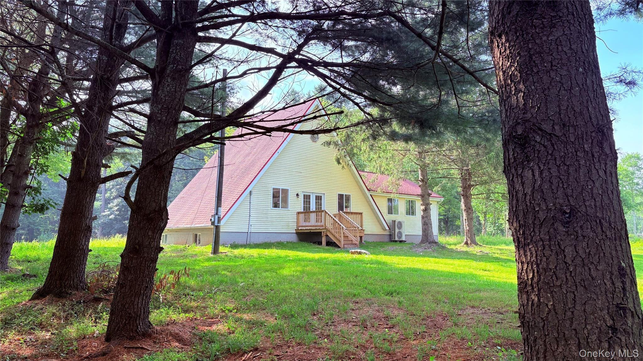 107 Pinewood Road thumbnail 4