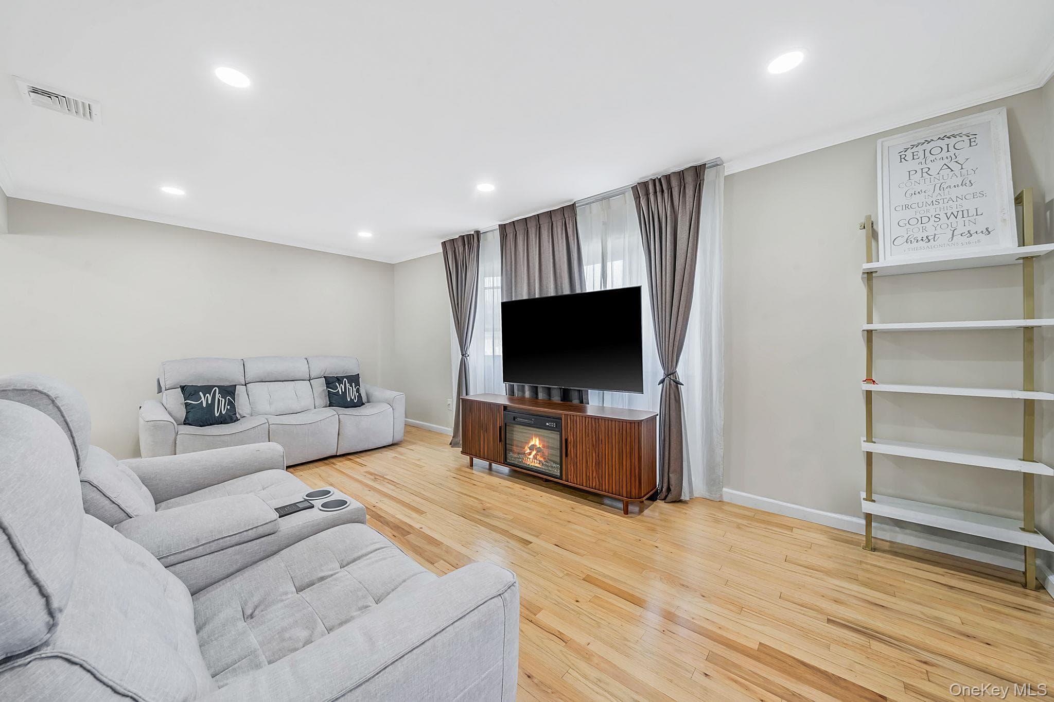 95 Colonial Drive thumbnail 7