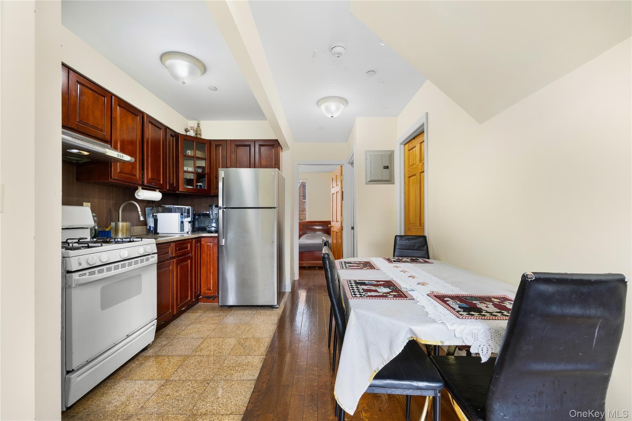 58-11 183rd Street thumbnail 8