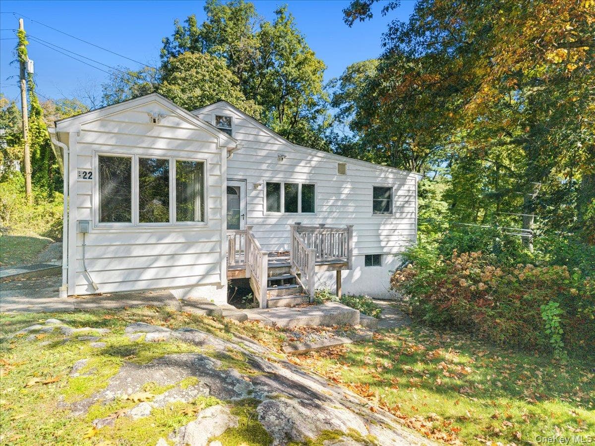 122 Becker Street, Lake Peekskill