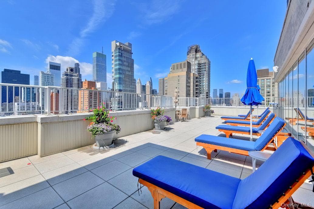 220 E 65th Street Unit: 11C thumbnail 10
