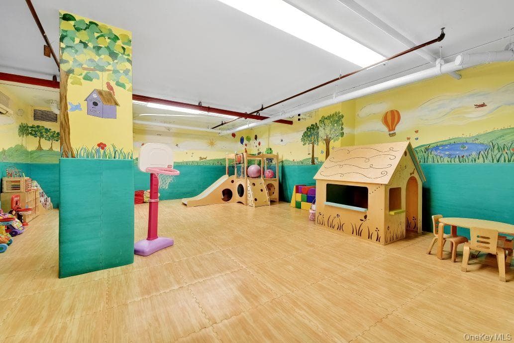 220 E 65th Street Unit: 11C thumbnail 12