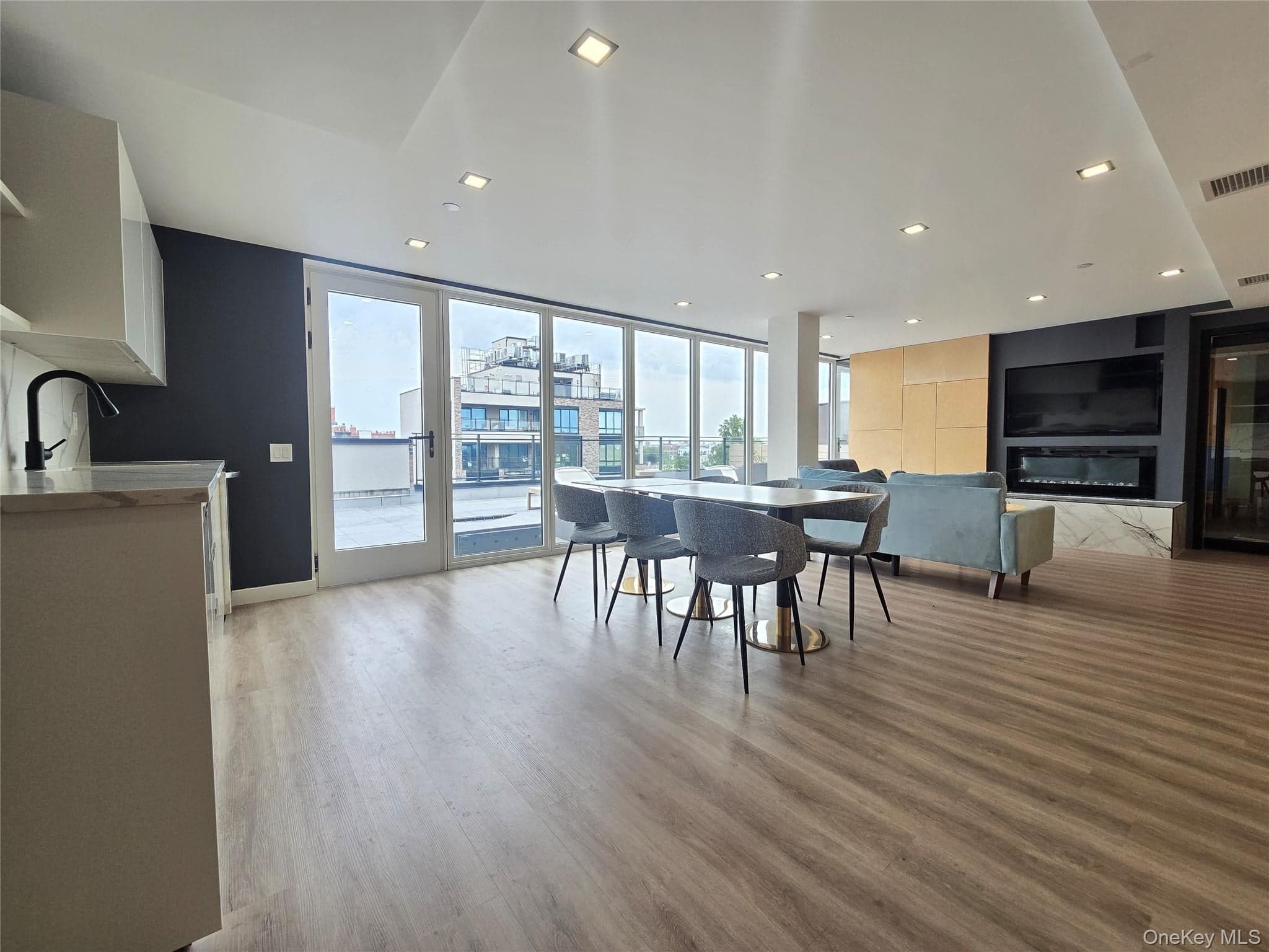 618 Avenue H Unit: 7G thumbnail 19