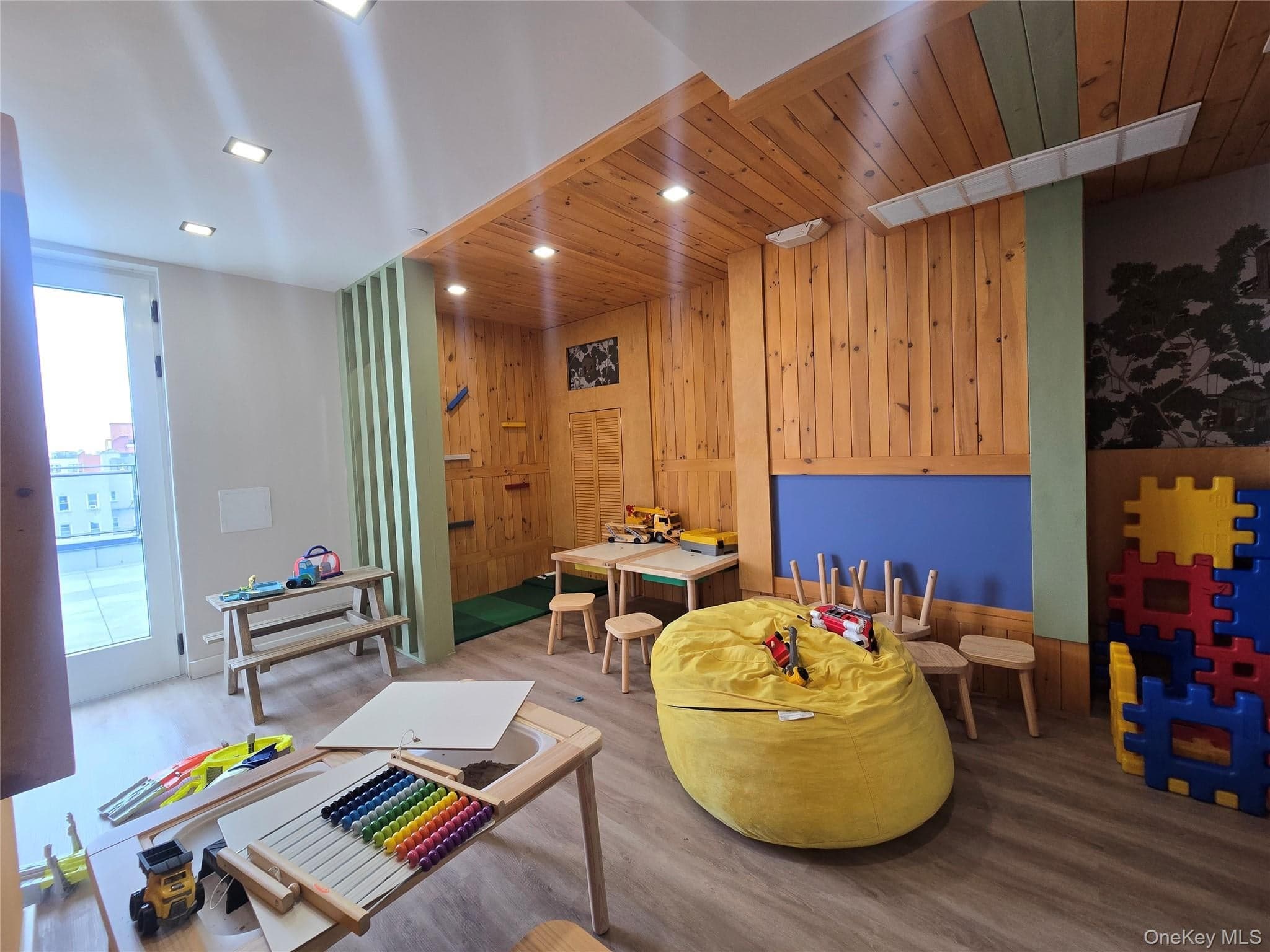 618 Avenue H Unit: 7G thumbnail 20