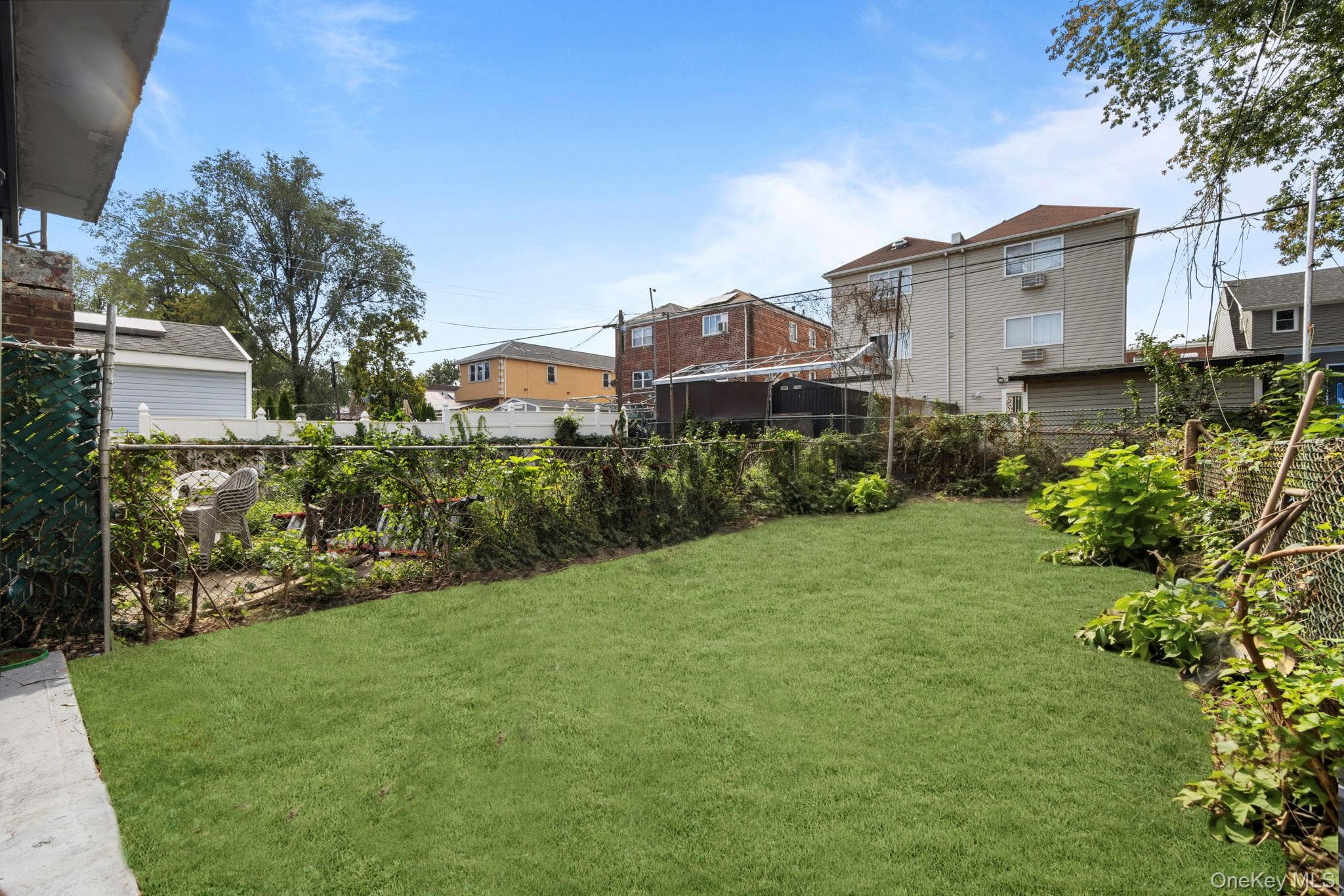 443 Effingham Avenue thumbnail 24