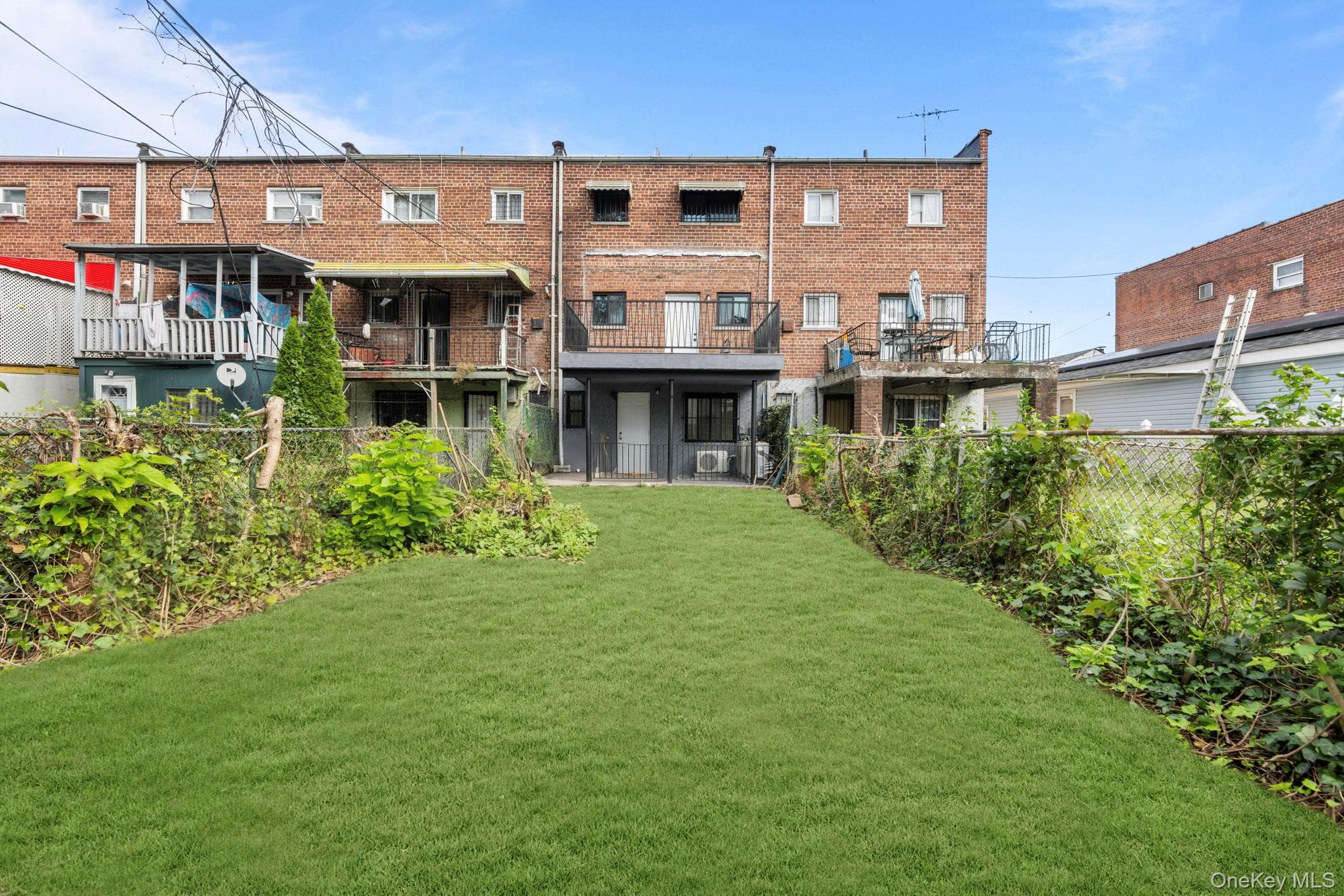 443 Effingham Avenue thumbnail 23