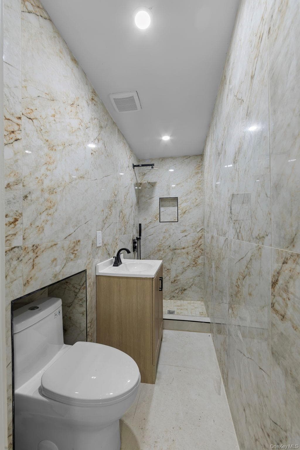 443 Effingham Avenue thumbnail 17