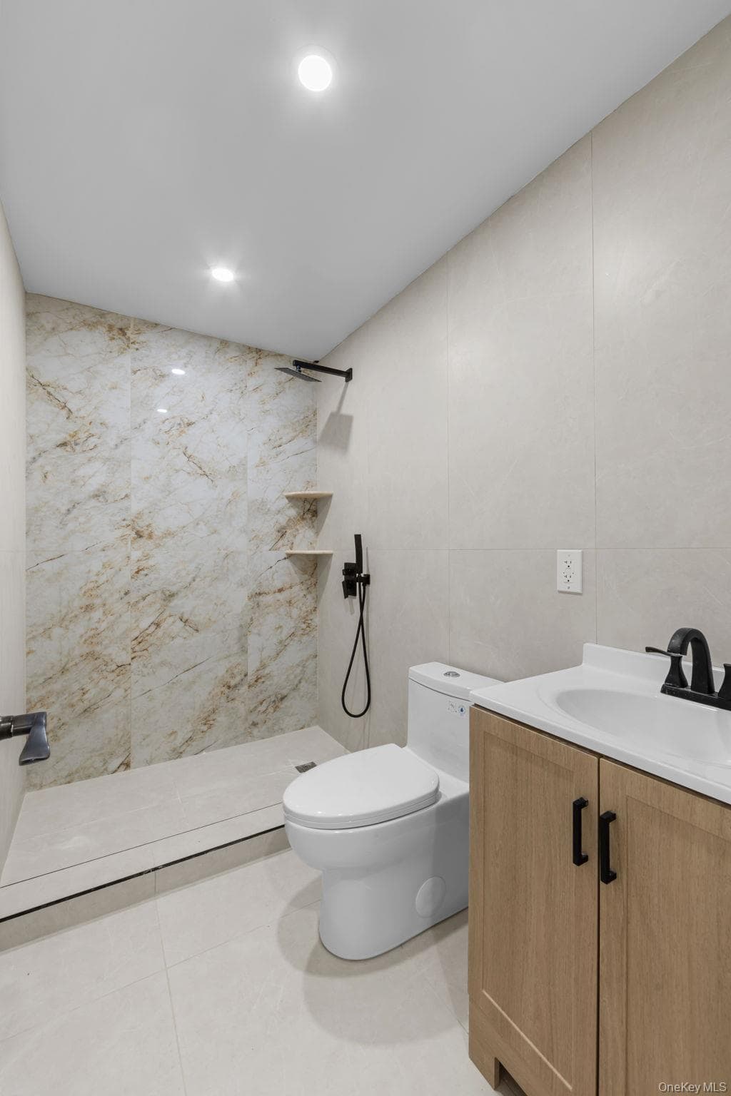 443 Effingham Avenue thumbnail 16